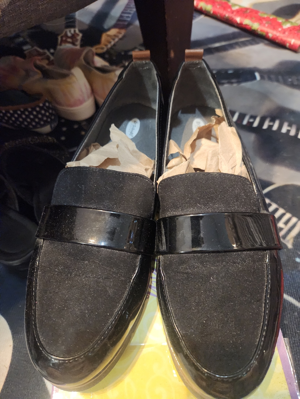 Dr. Scholl's Women's Black Suede & Patent Loafer Flats